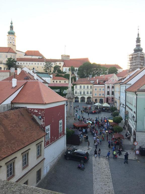 Apartman Havenatura Mikulov Exteriör bild